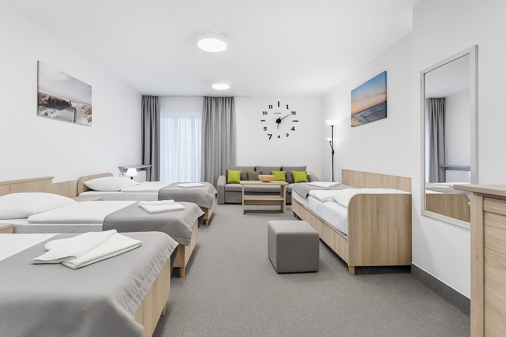 Pokój 4 osobowy z aneksem